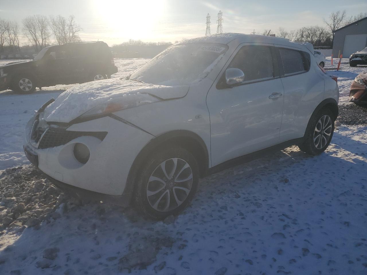NISSAN JUKE S 2013