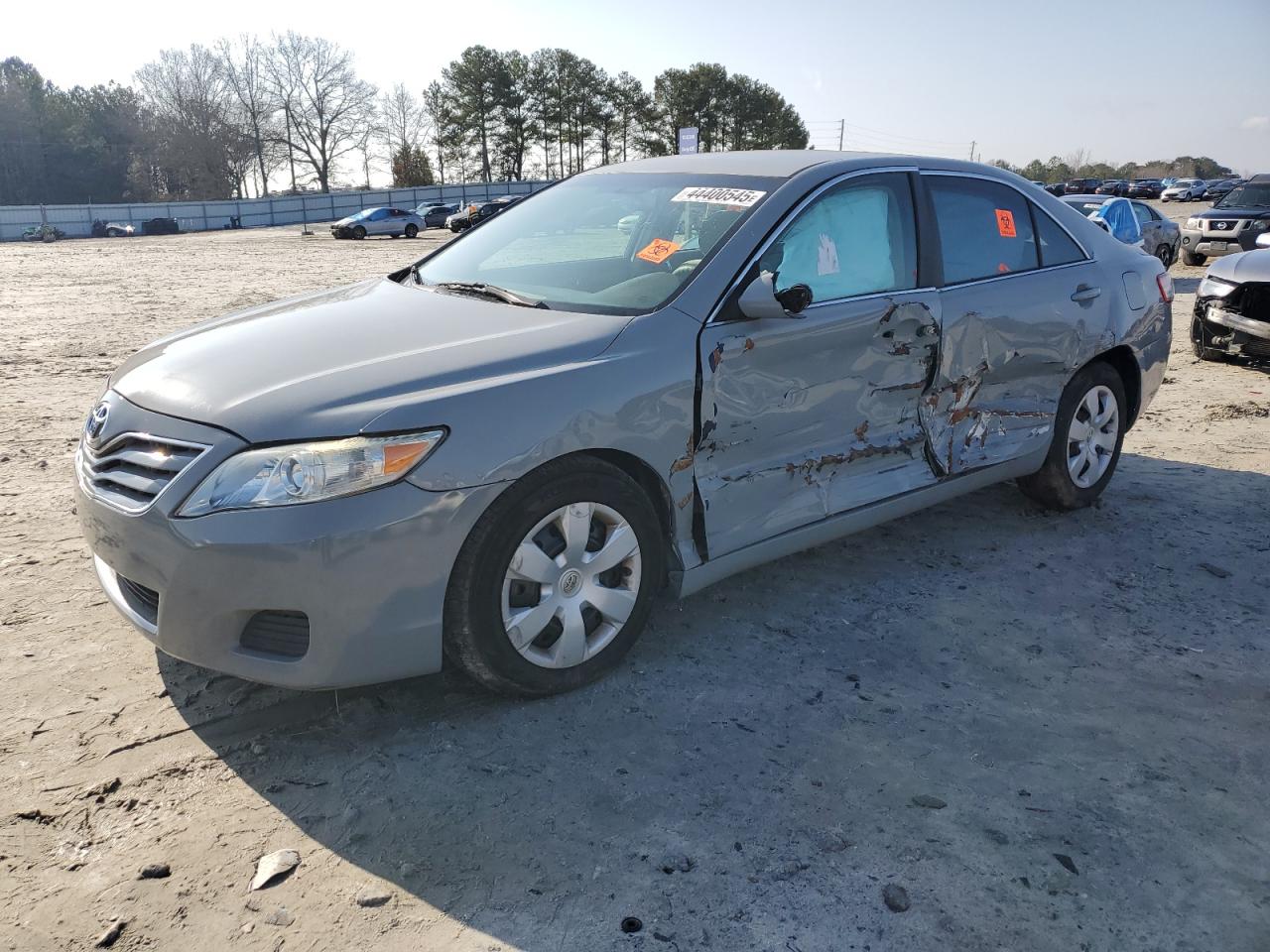 TOYOTA CAMRY BASE 2011