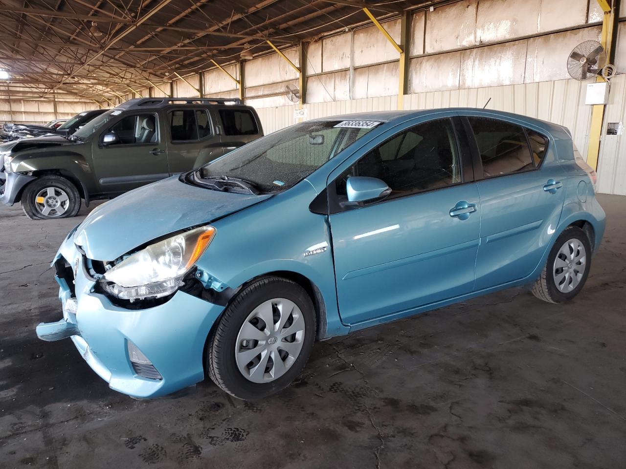 TOYOTA PRIUS C 2012
