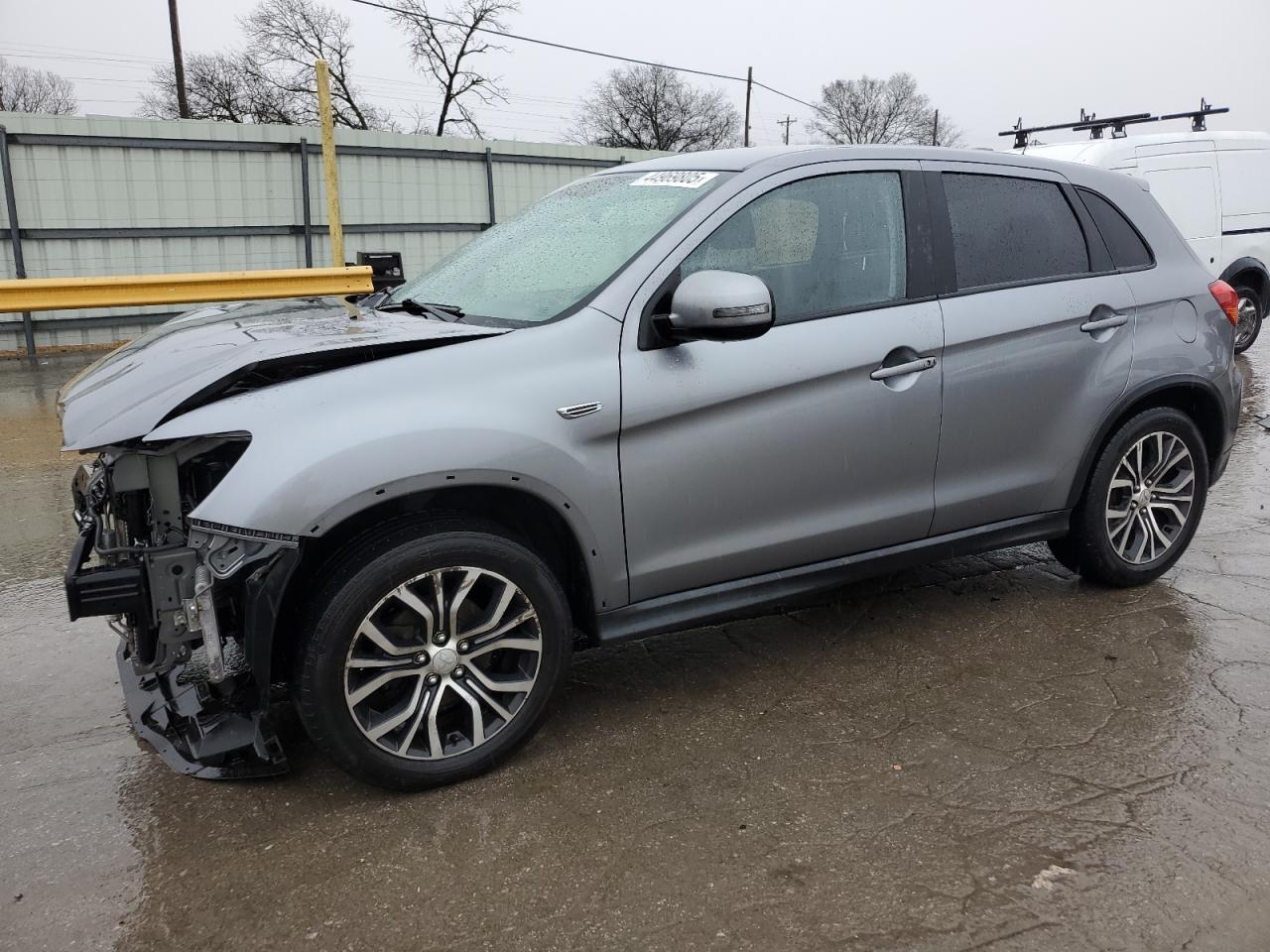MITSUBISHI OUTLANDER 2018