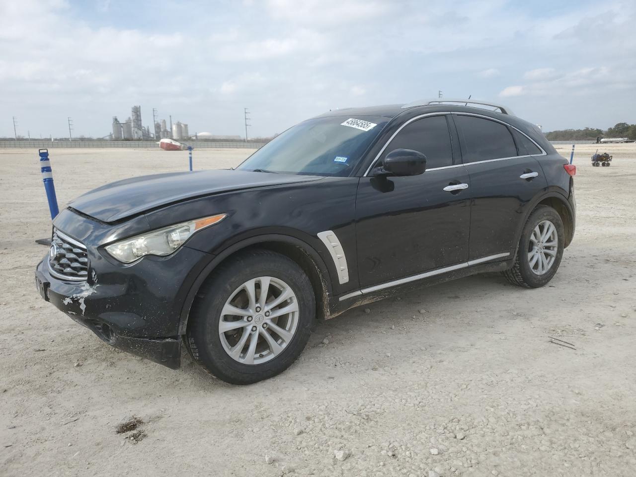 INFINITI FX35 2011