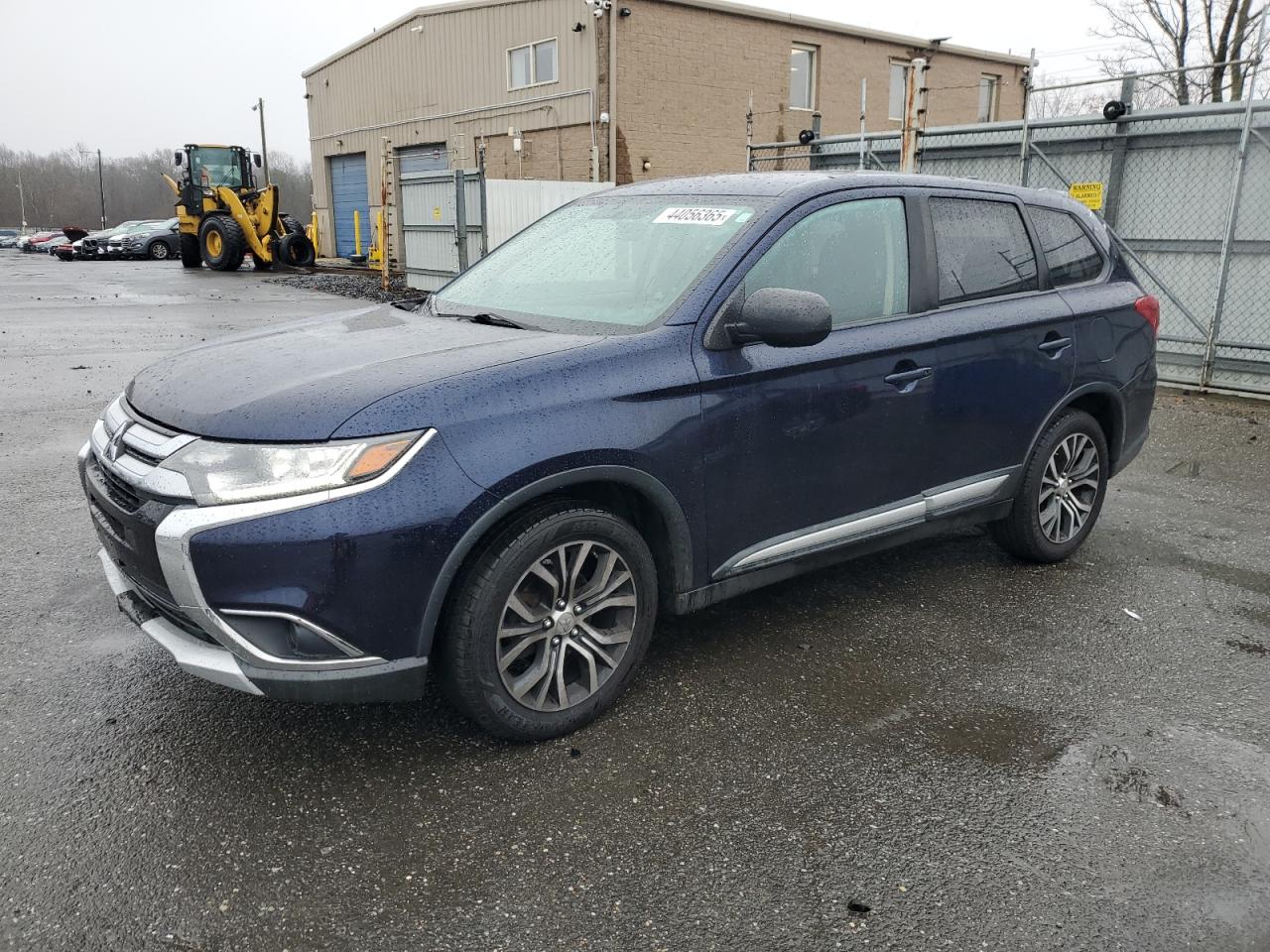 MITSUBISHI OUTLANDER 2017