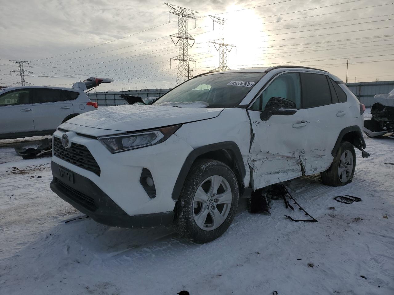 TOYOTA RAV4 XLE 2021