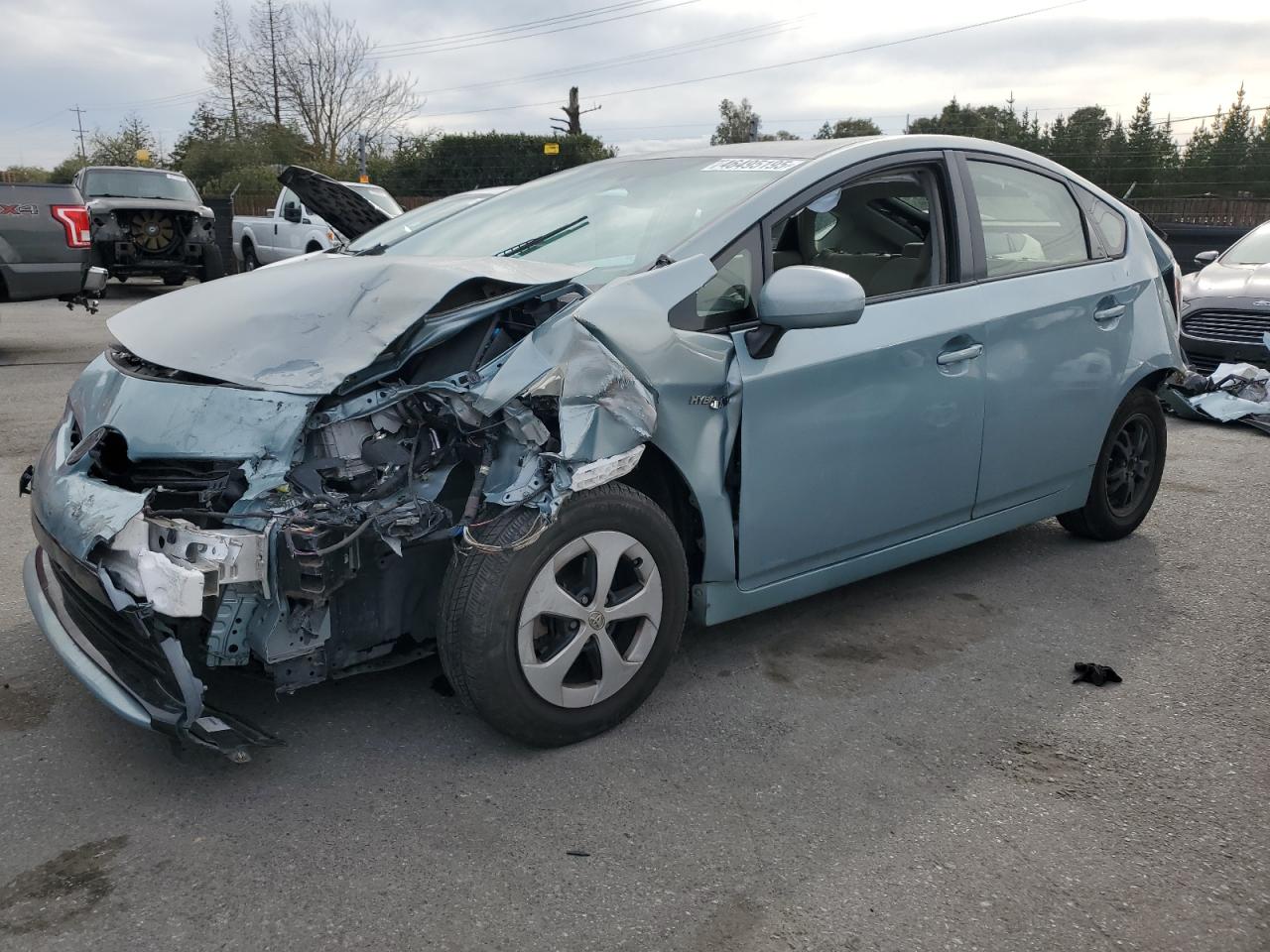TOYOTA PRIUS 2014