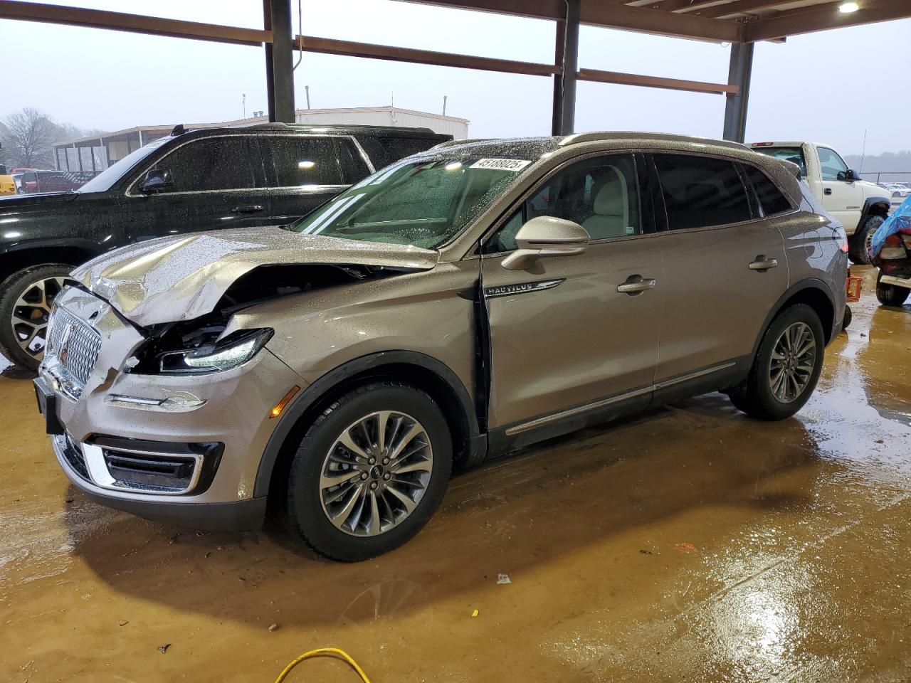 LINCOLN NAUTILUS S 2019