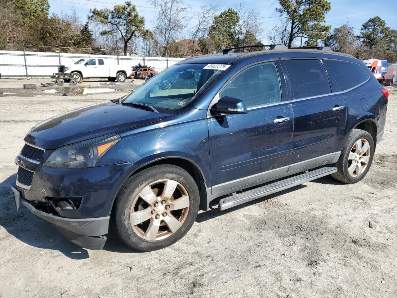 CHEVROLET TRAVERSE L 2011
