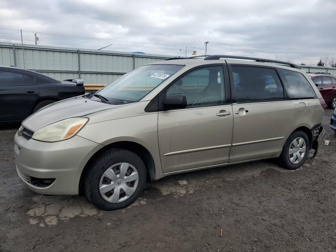 TOYOTA SIENNA CE 2005