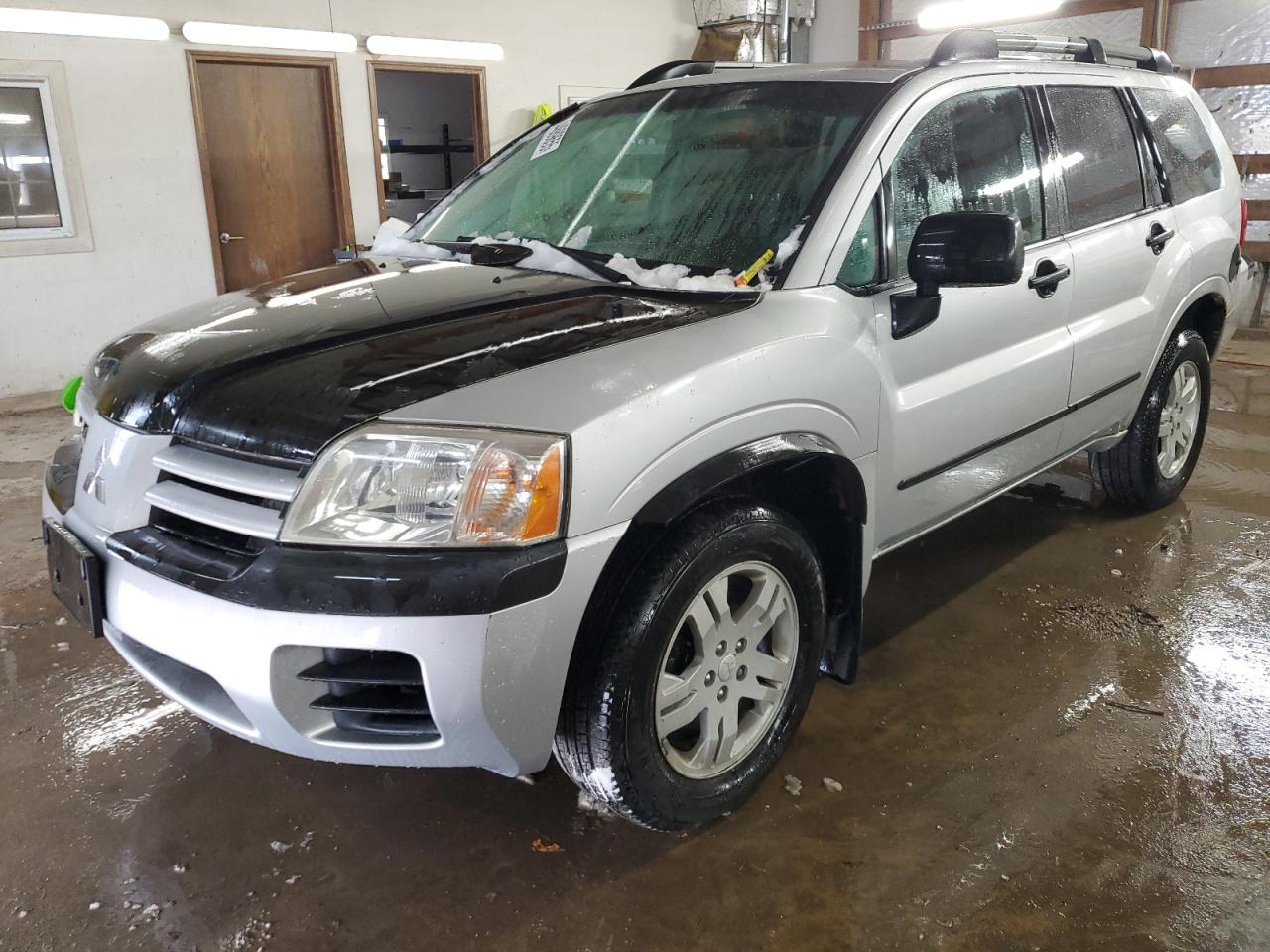 MITSUBISHI ENDEAVOR L 2005