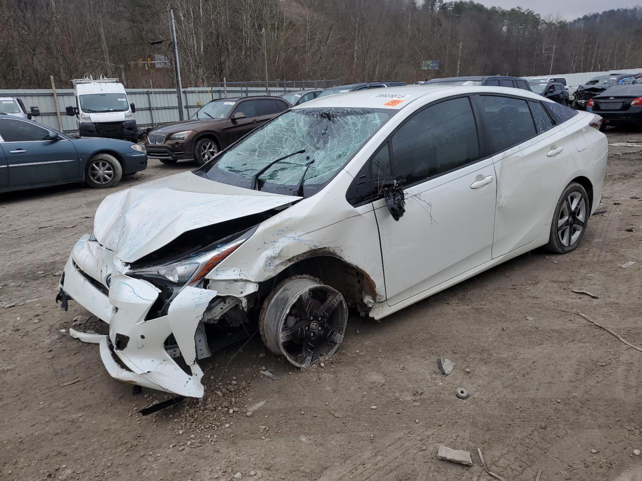 TOYOTA PRIUS 2018