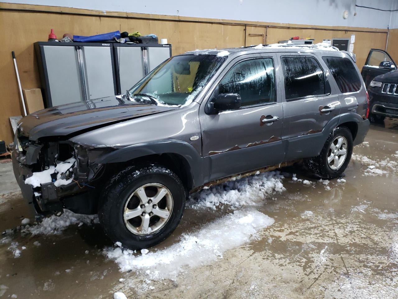 MAZDA TRIBUTE I 2006