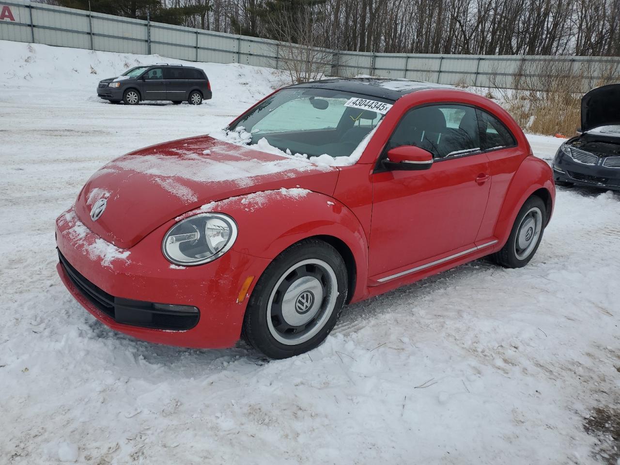 VOLKSWAGEN BEETLE 2013