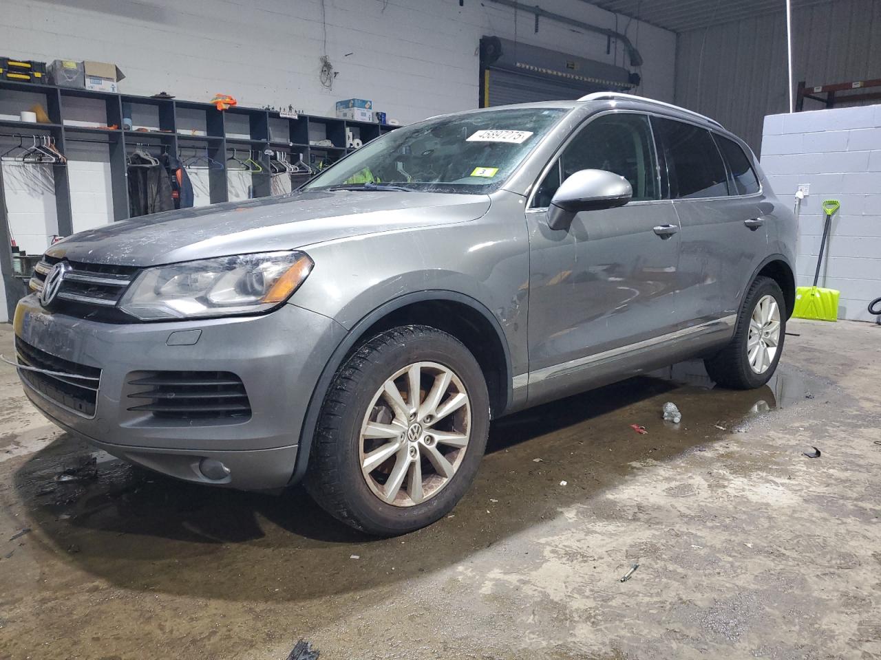 VOLKSWAGEN TOUAREG V6 2014