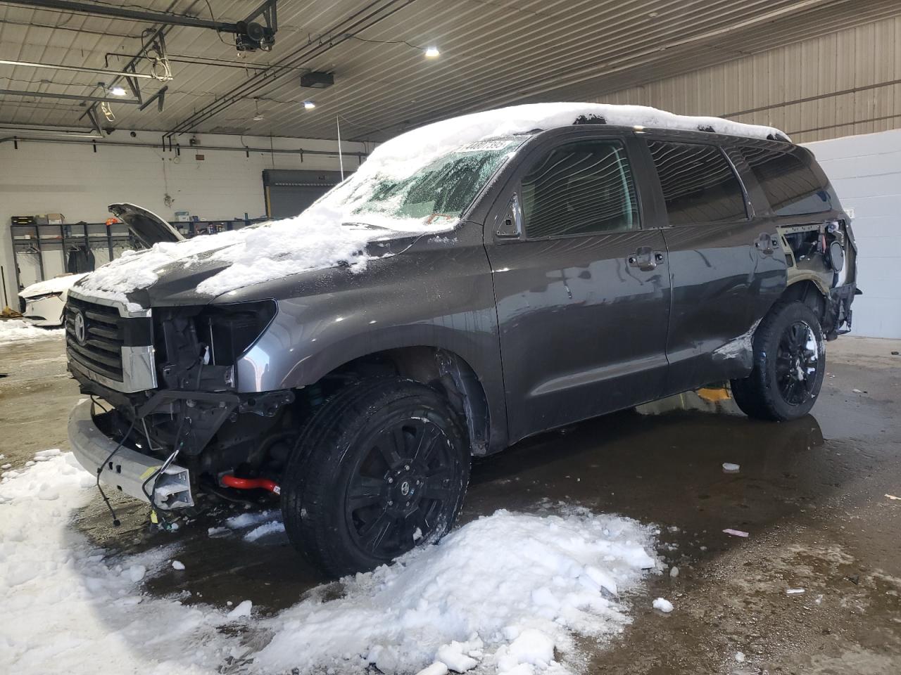 TOYOTA SEQUOIA SR 2018