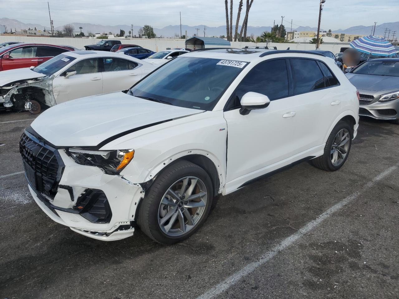 AUDI Q3 PREMIUM 2022