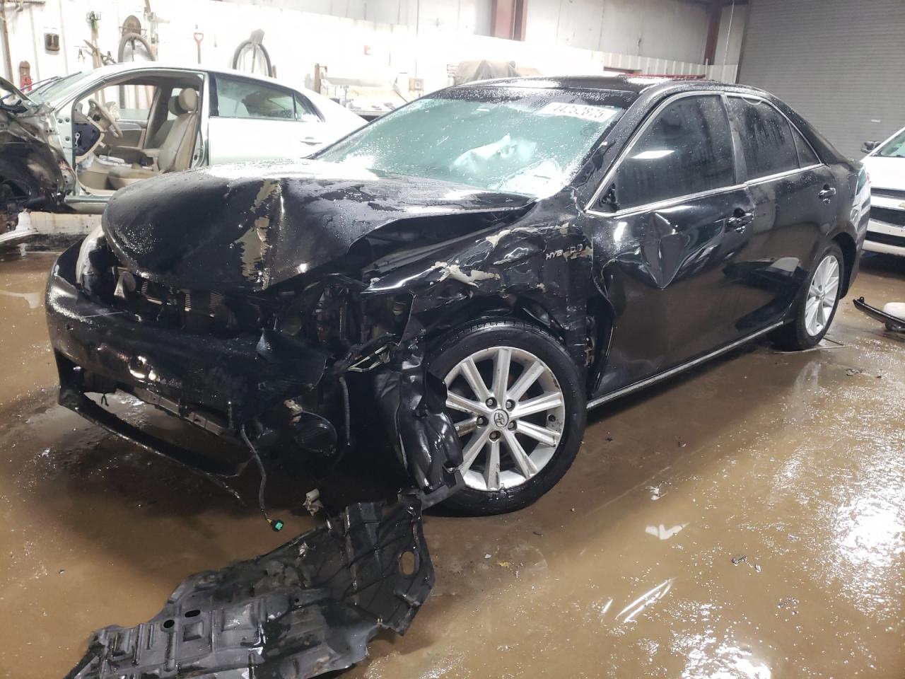 TOYOTA CAMRY HYBR 2013