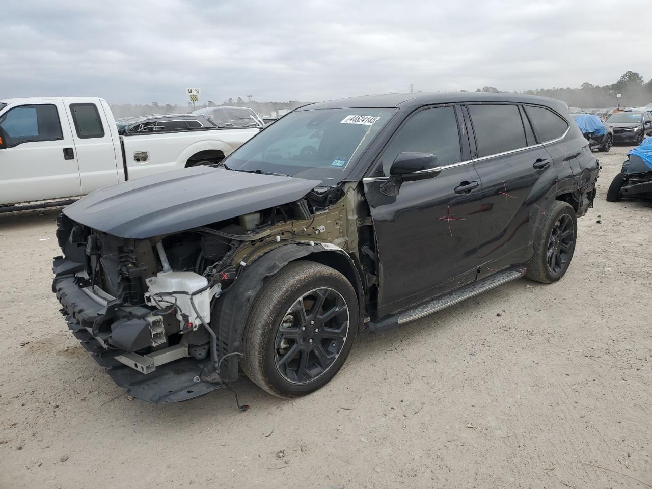 TOYOTA HIGHLANDER 2024
