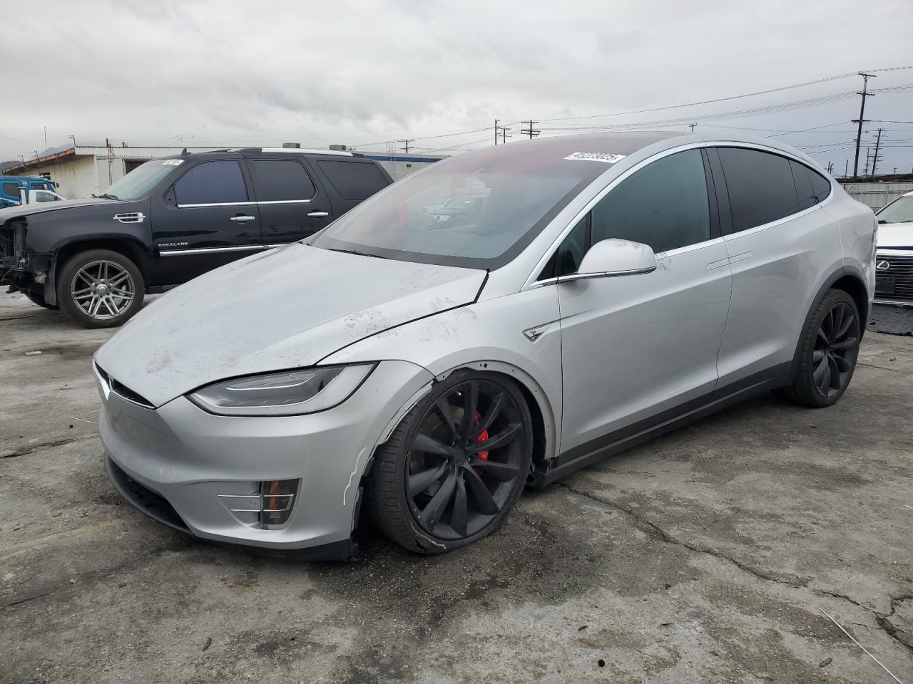 TESLA MODEL X 2016