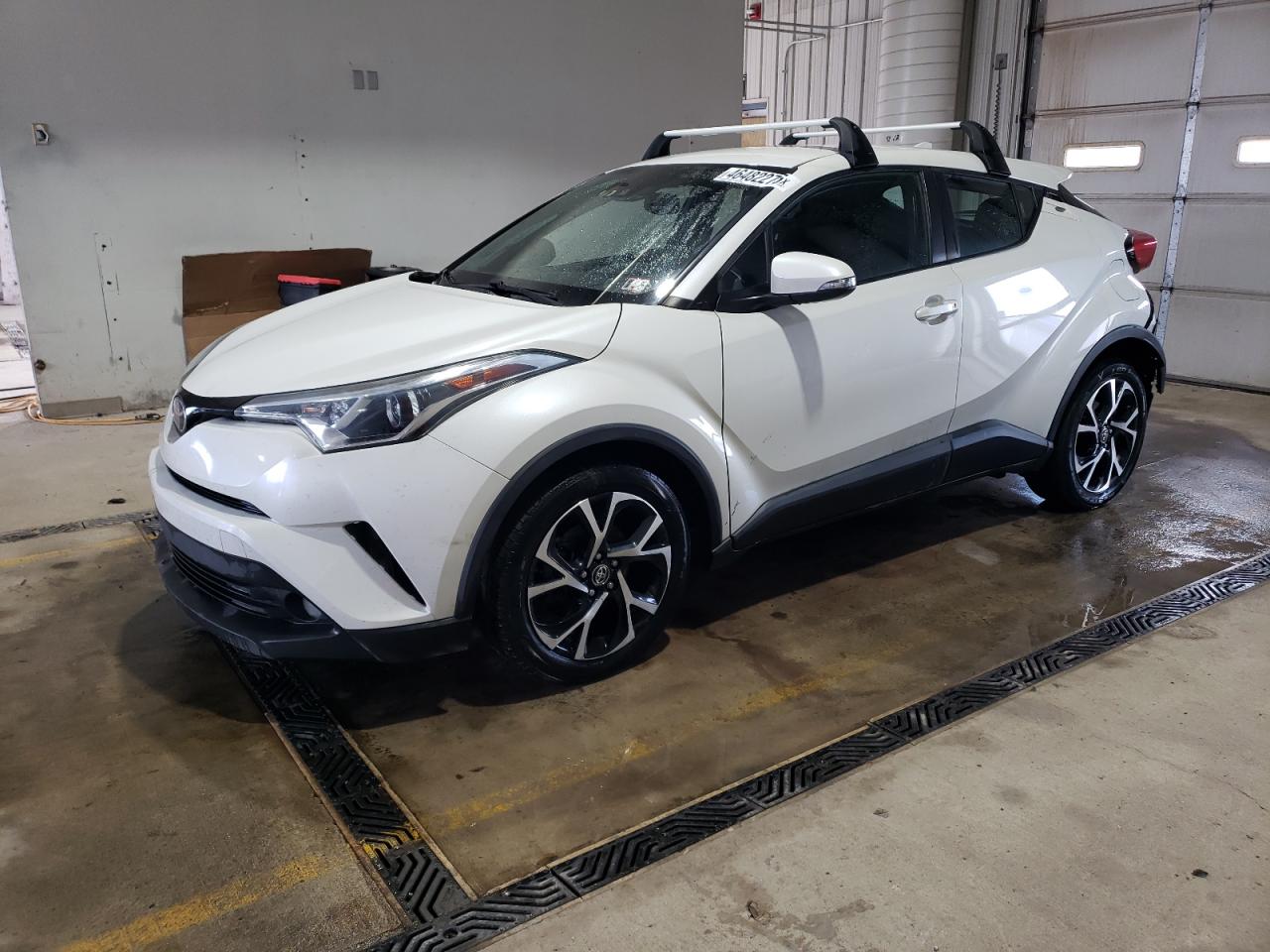 TOYOTA C-HR XLE 2018