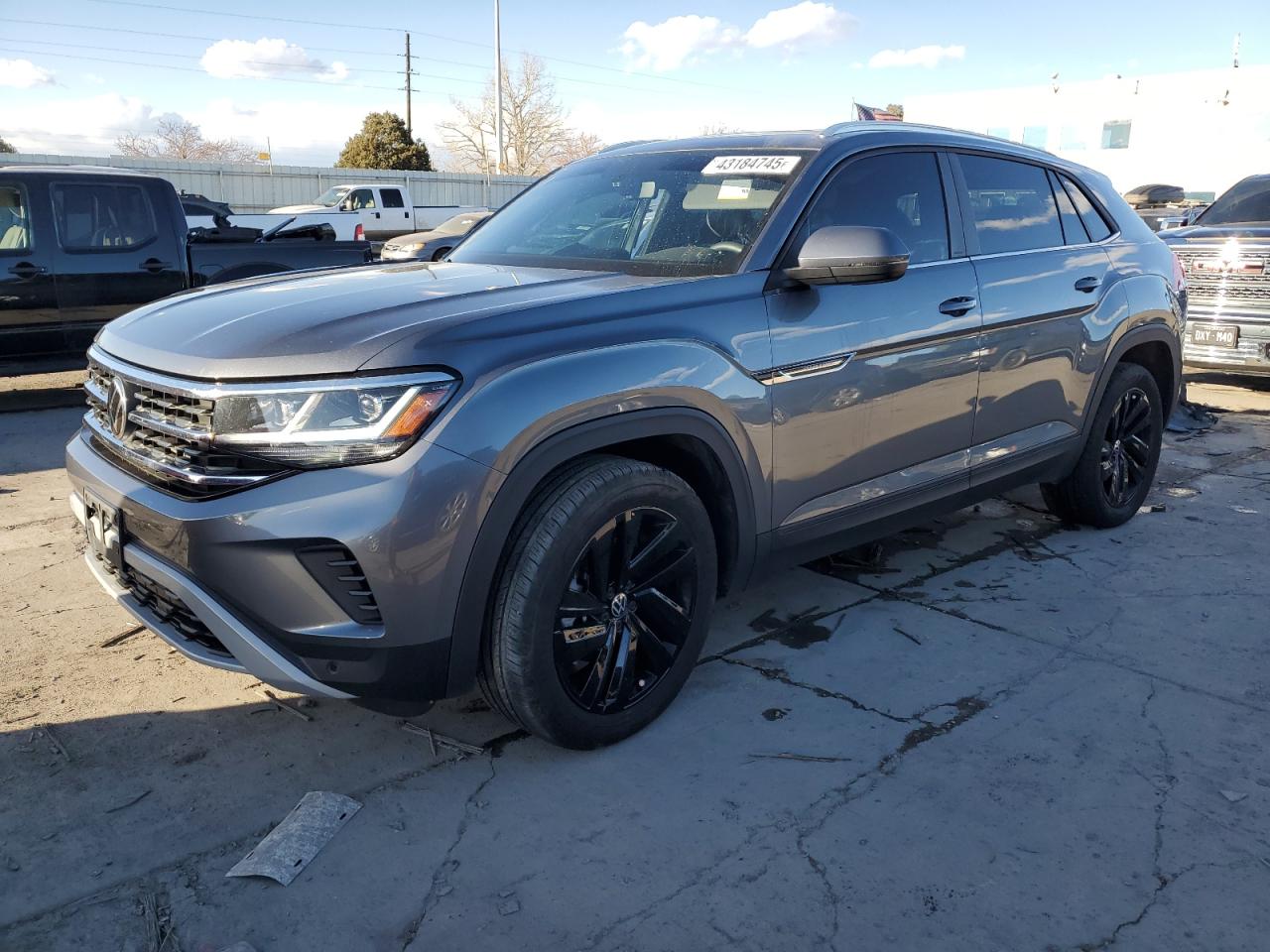 VOLKSWAGEN ATLAS CROS 2023