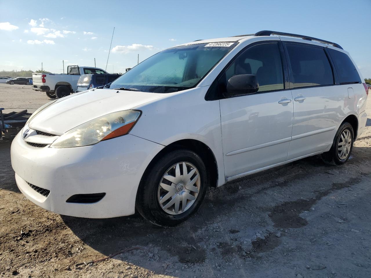 TOYOTA SIENNA CE 2008