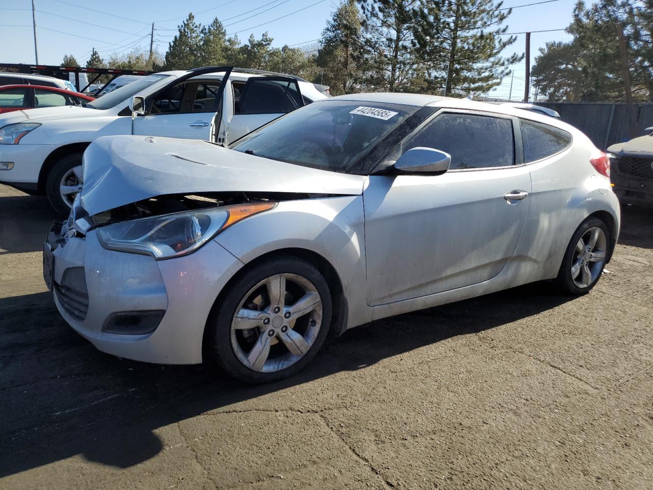HYUNDAI VELOSTER 2013