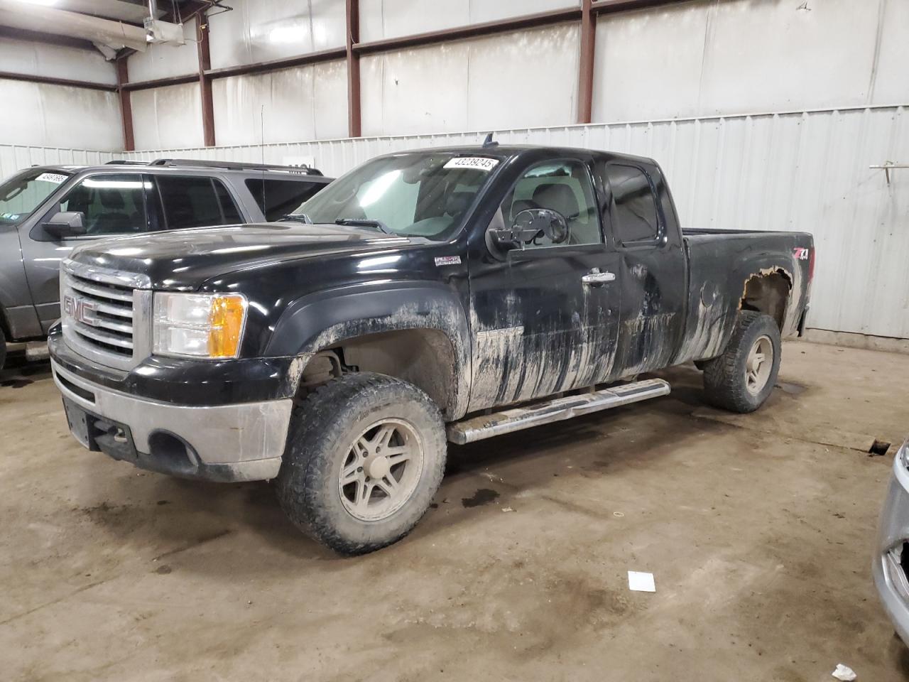 GMC SIERRA K15 2011