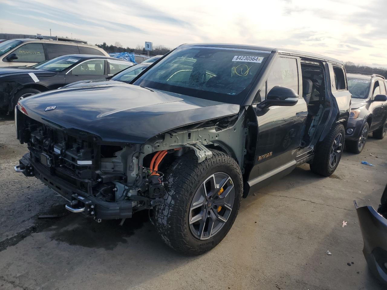 RIVIAN R1S ADVENT 2023