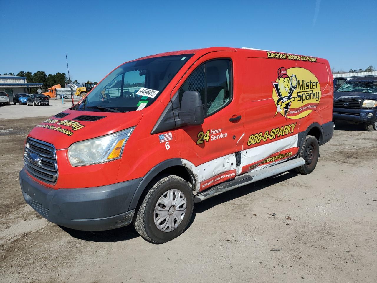 FORD TRANSIT T- 2015