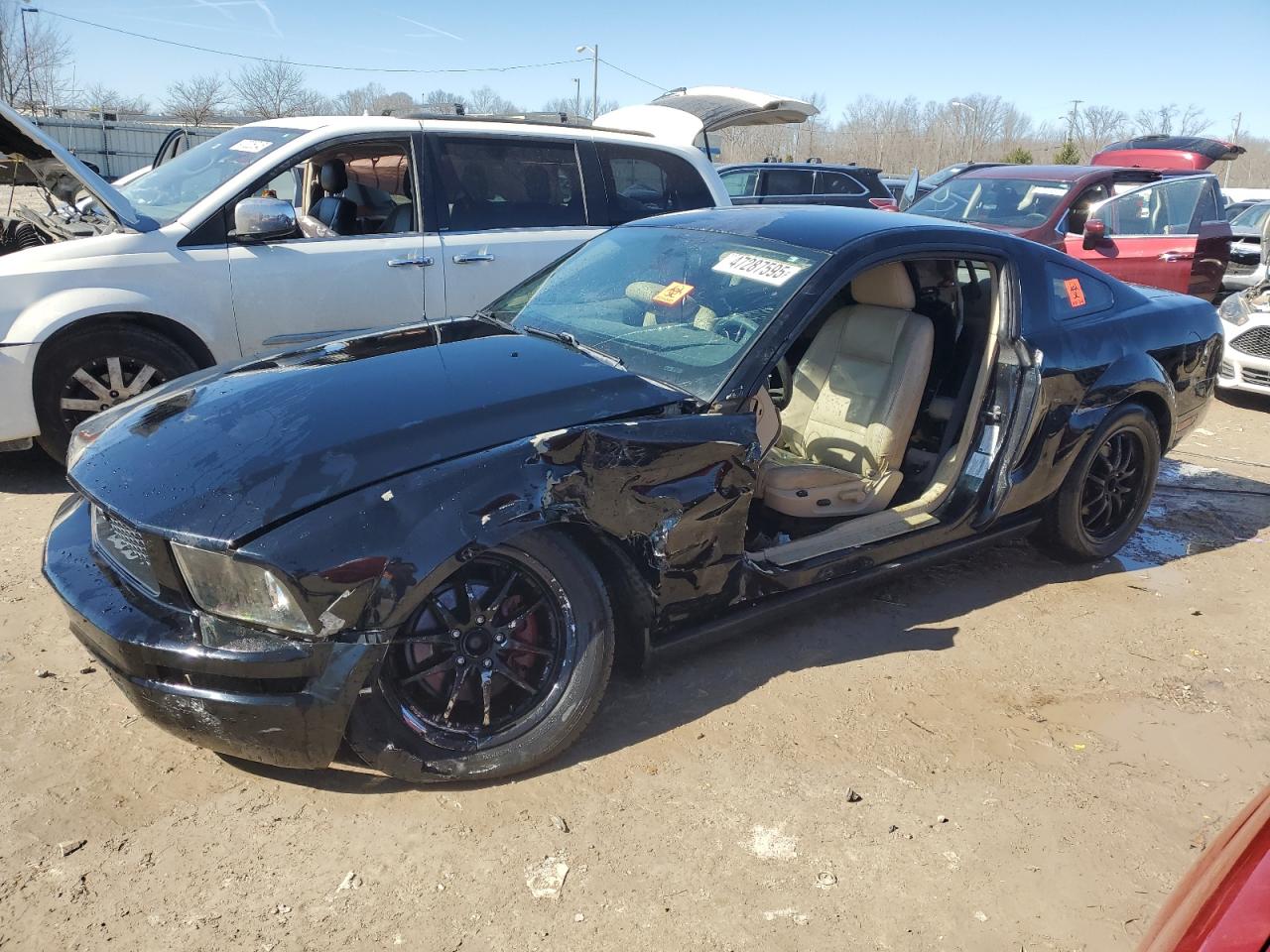 FORD MUSTANG 2005