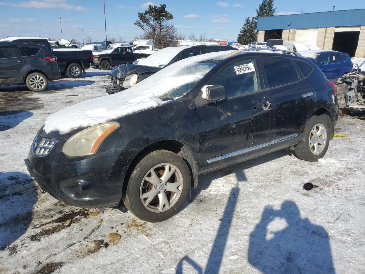 NISSAN ROGUE S 2011