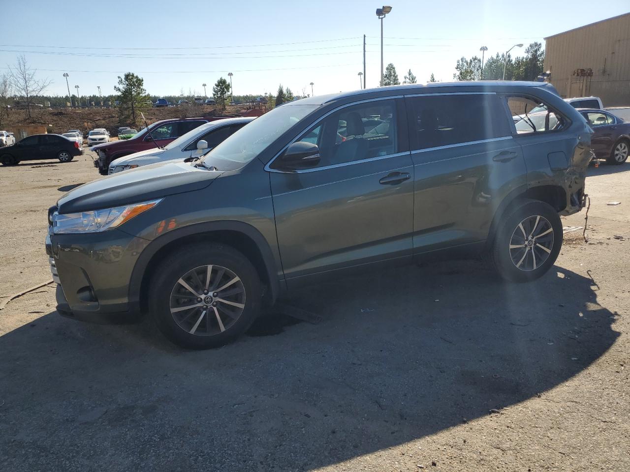 TOYOTA HIGHLANDER 2017