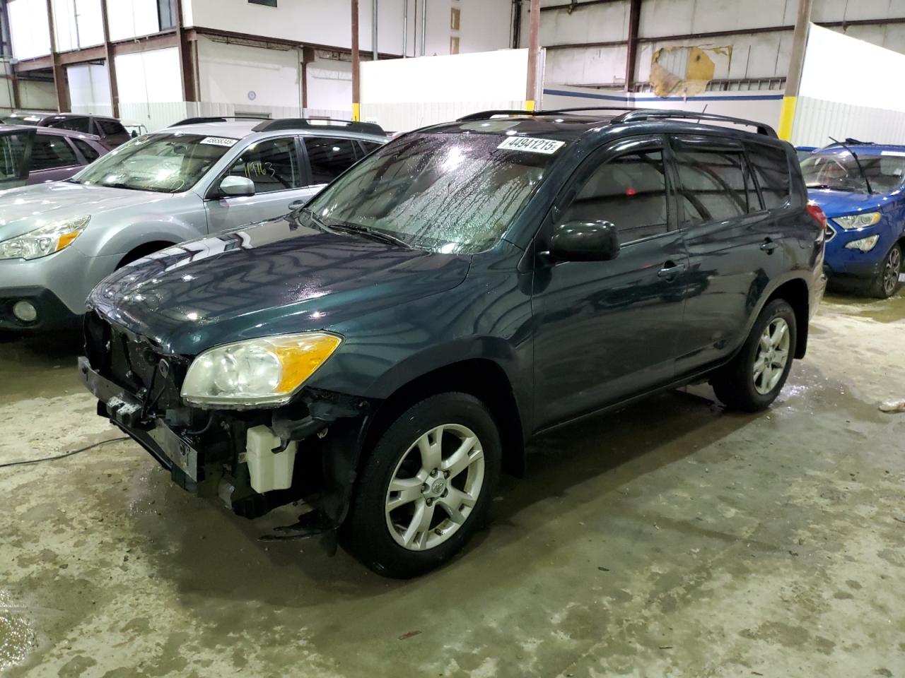 TOYOTA RAV4 2011
