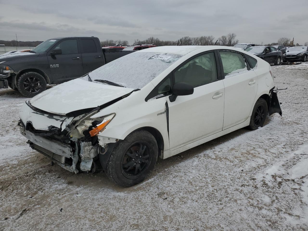 TOYOTA PRIUS 2013