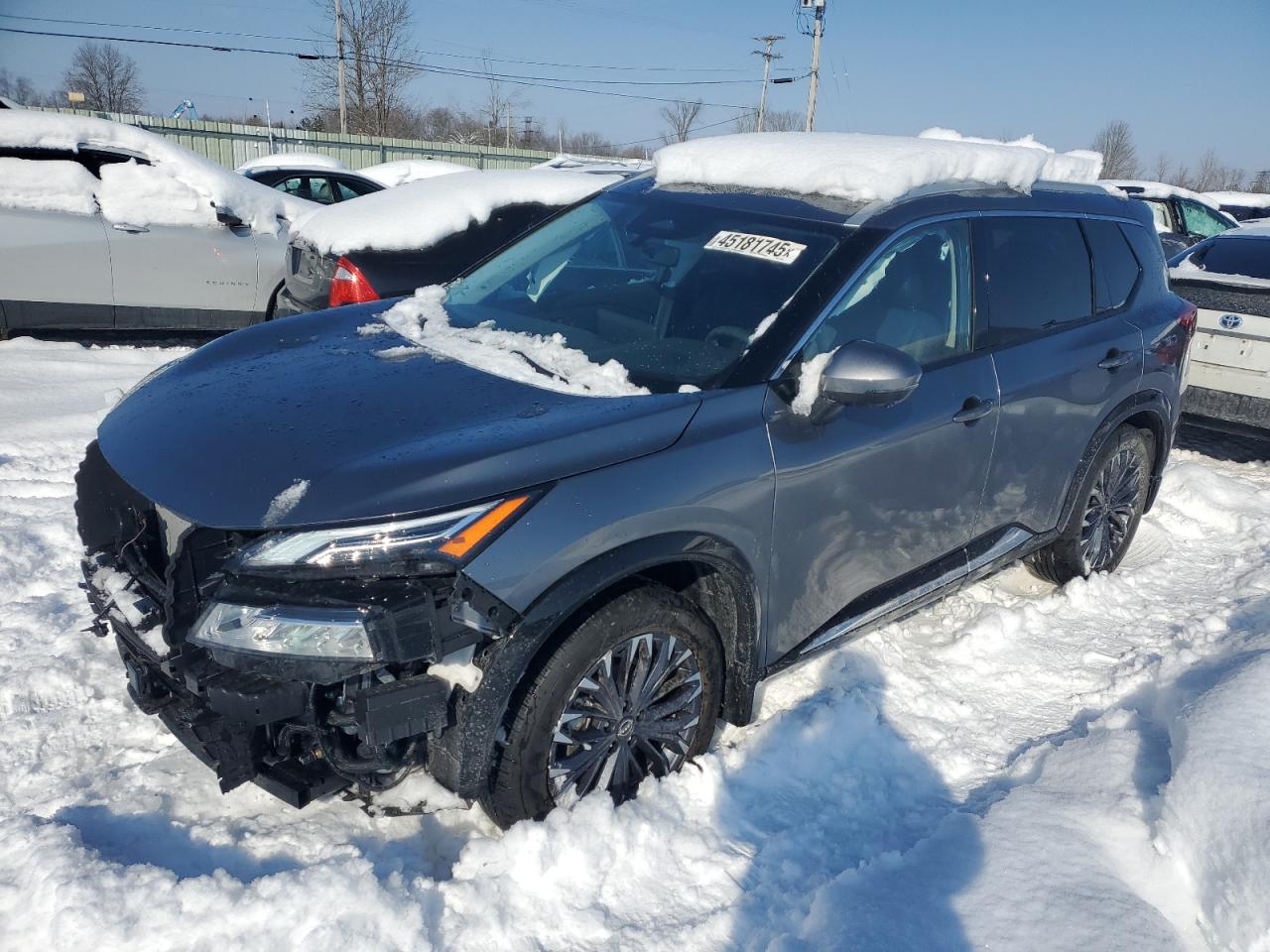 NISSAN ROGUE PLAT 2024