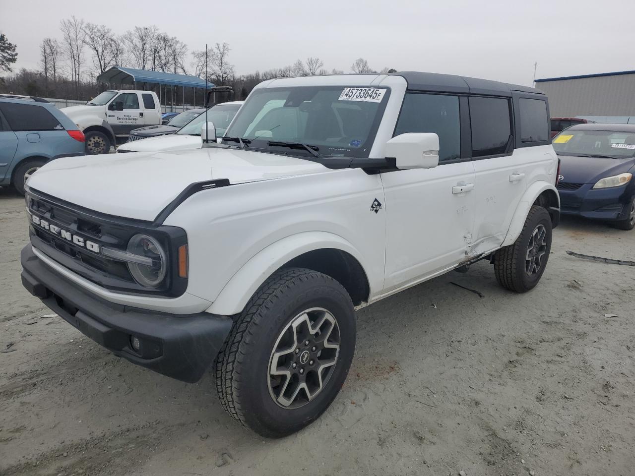 FORD BRONCO OUT 2024