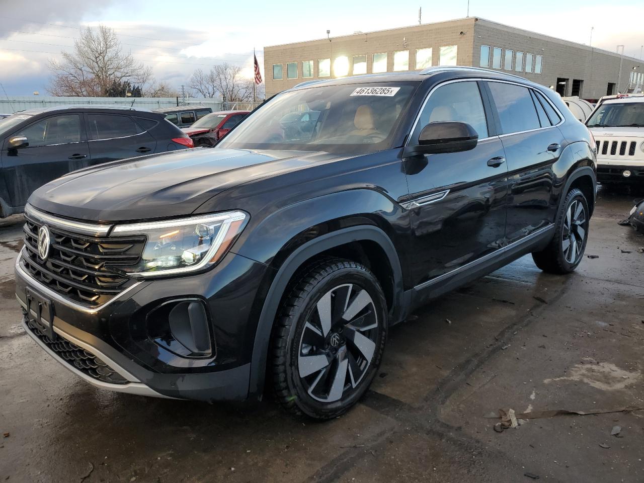 VOLKSWAGEN ATLAS CROS 2024