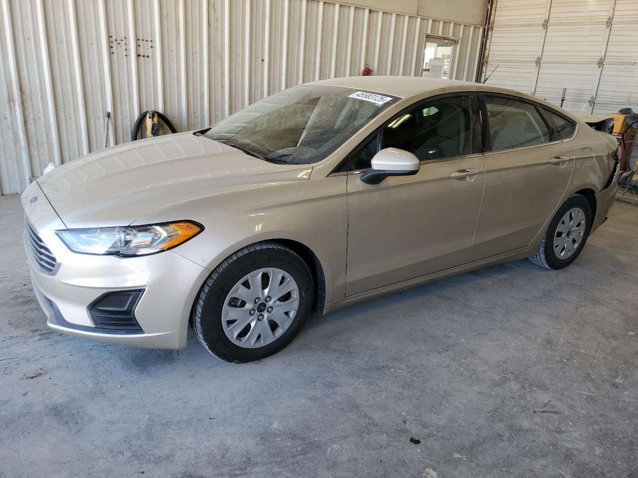 FORD FUSION S 2019