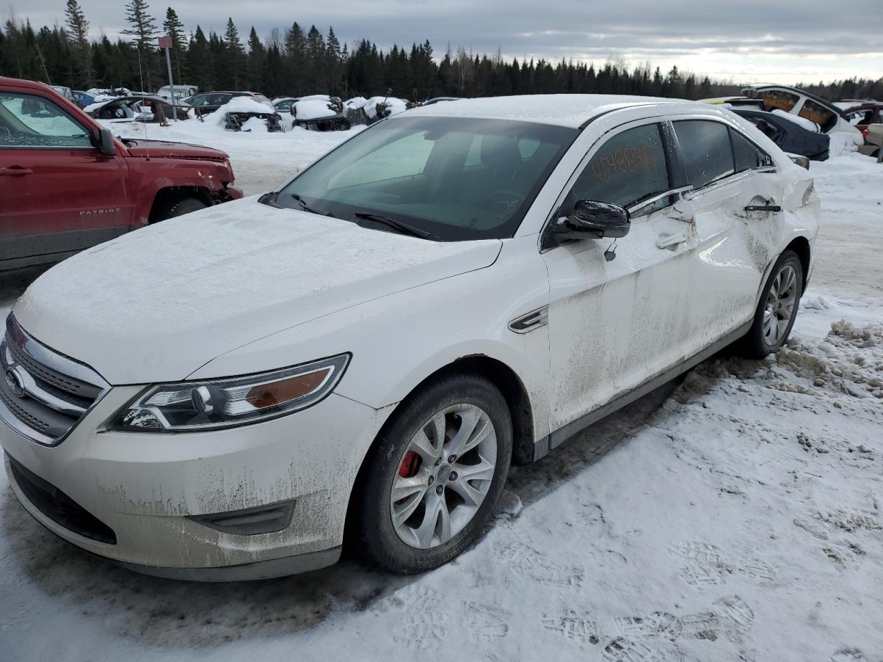 FORD TAURUS SEL 2011