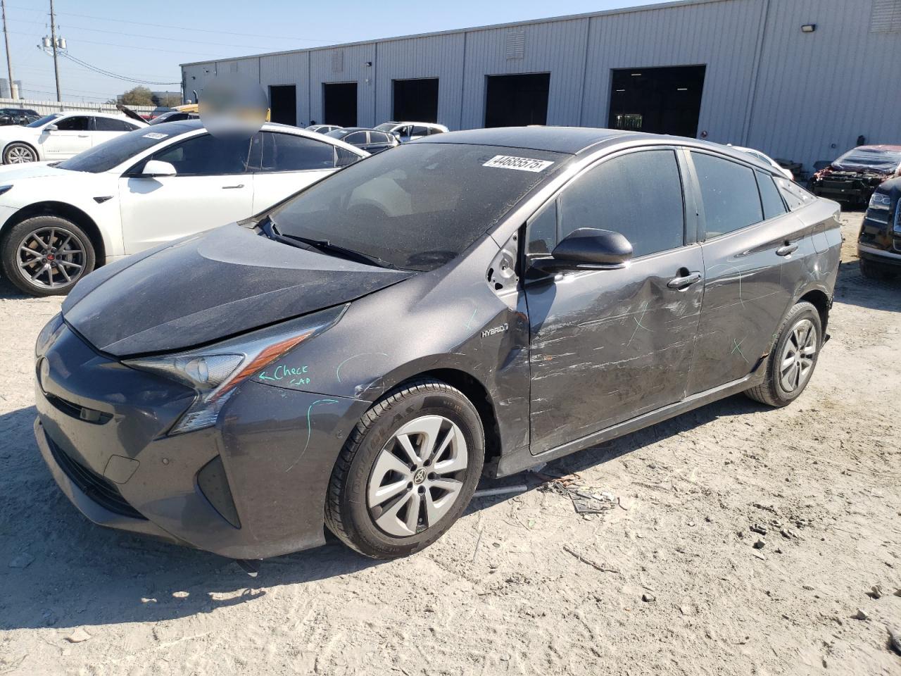 TOYOTA PRIUS 2018