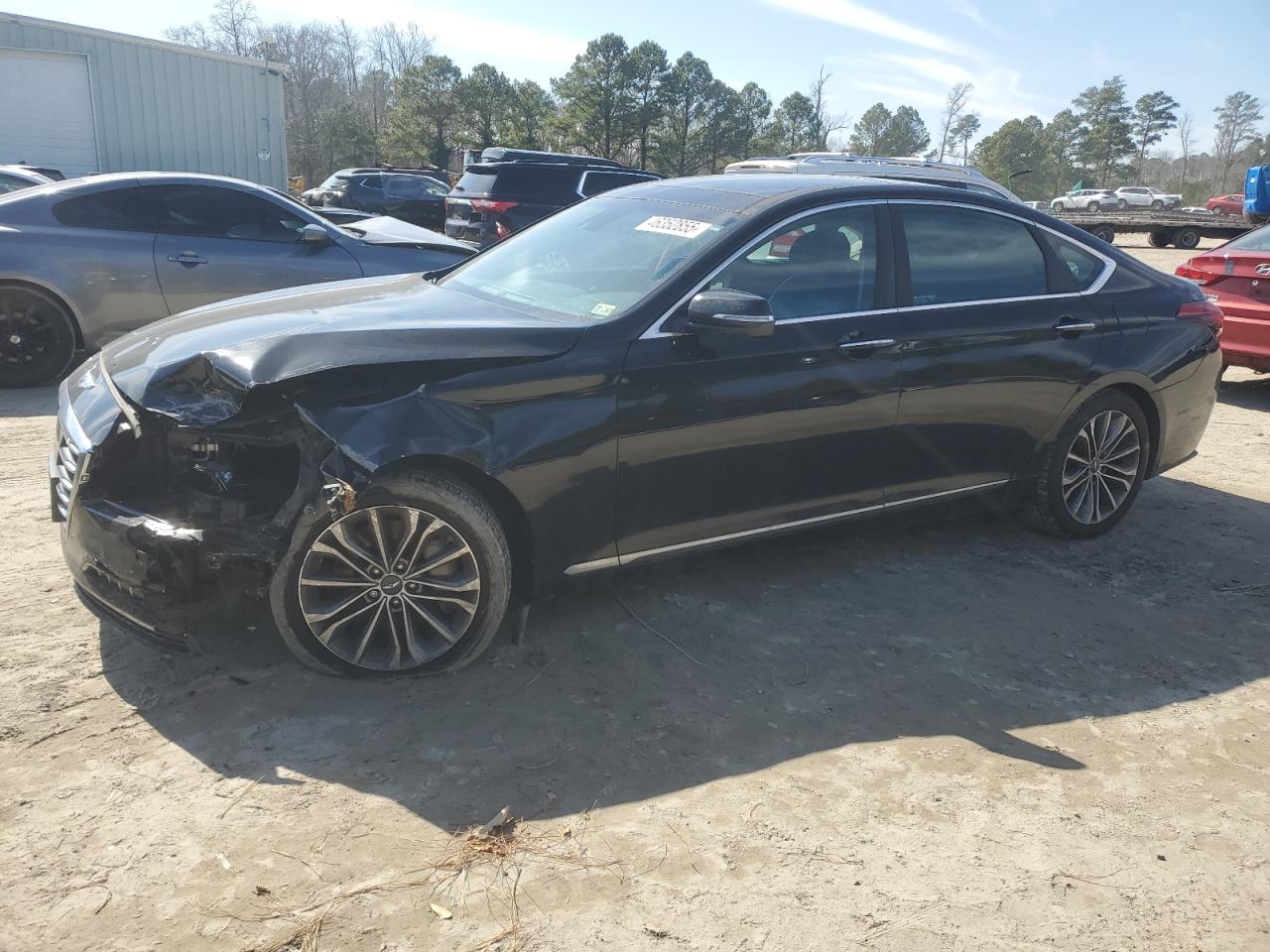 HYUNDAI GENESIS 3. 2015