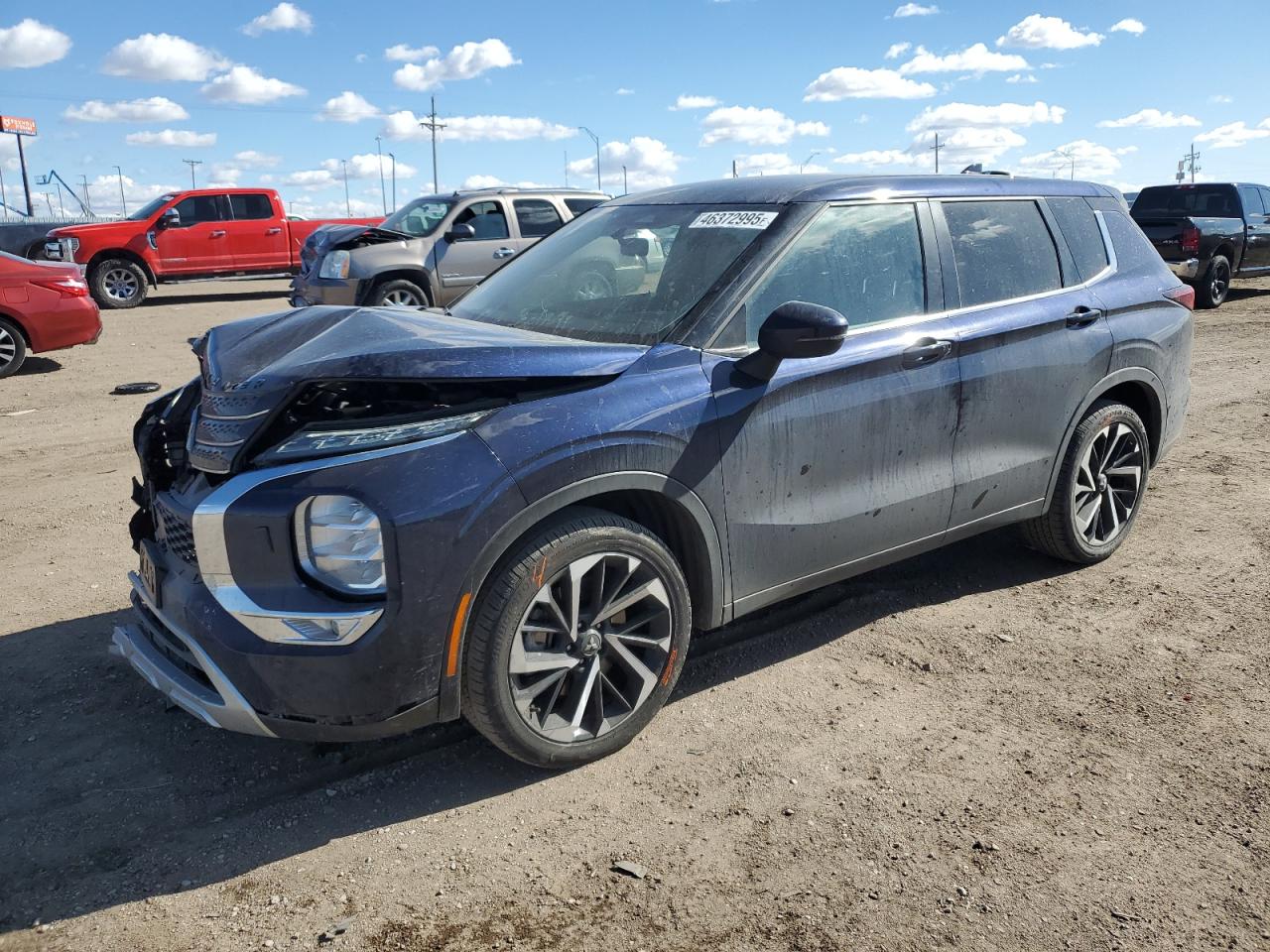 MITSUBISHI OUTLANDER 2023