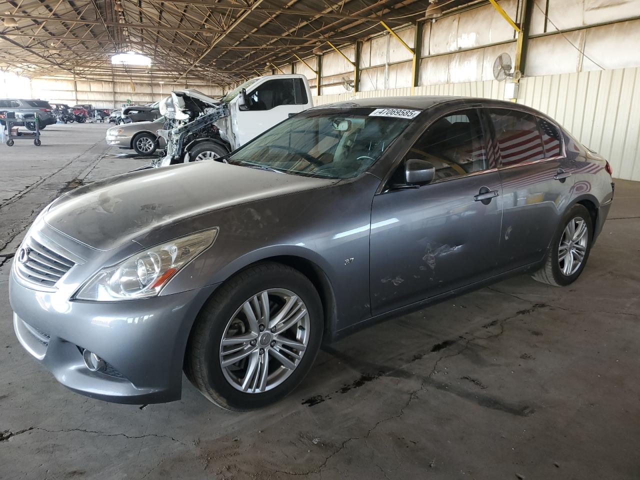 INFINITI Q40 2015