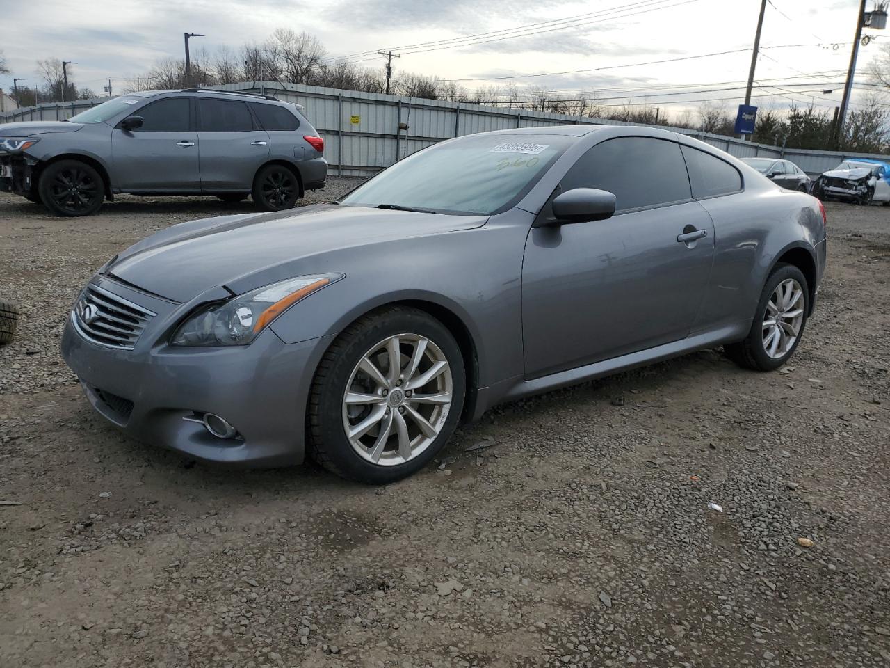 INFINITI G37 2013