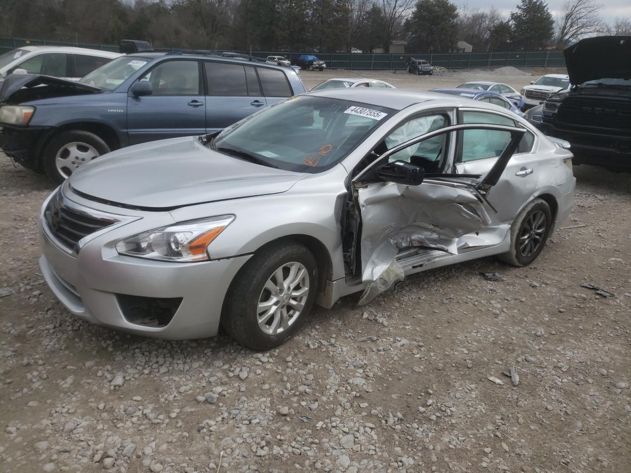NISSAN ALTIMA 2.5 2015