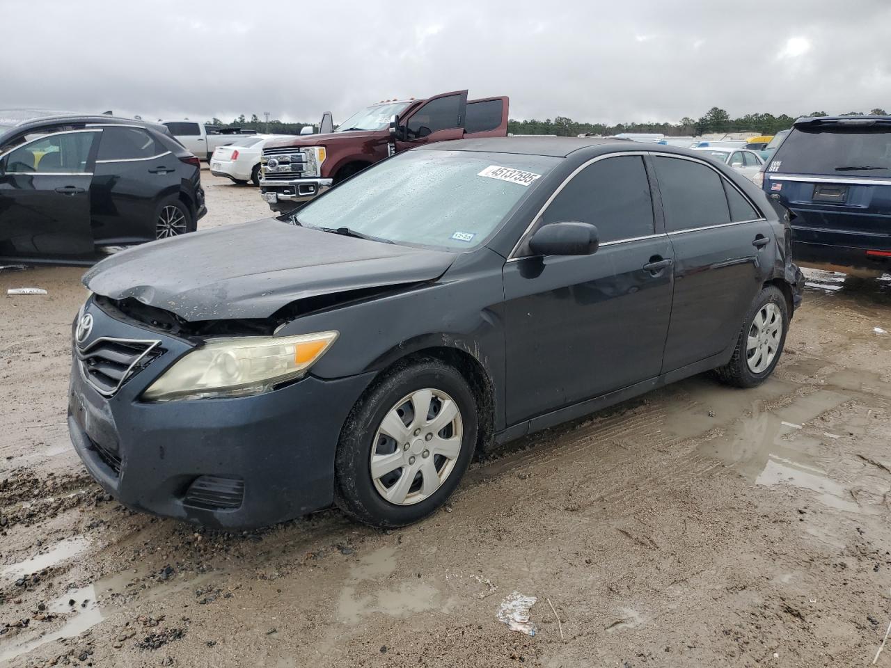 TOYOTA CAMRY BASE 2011