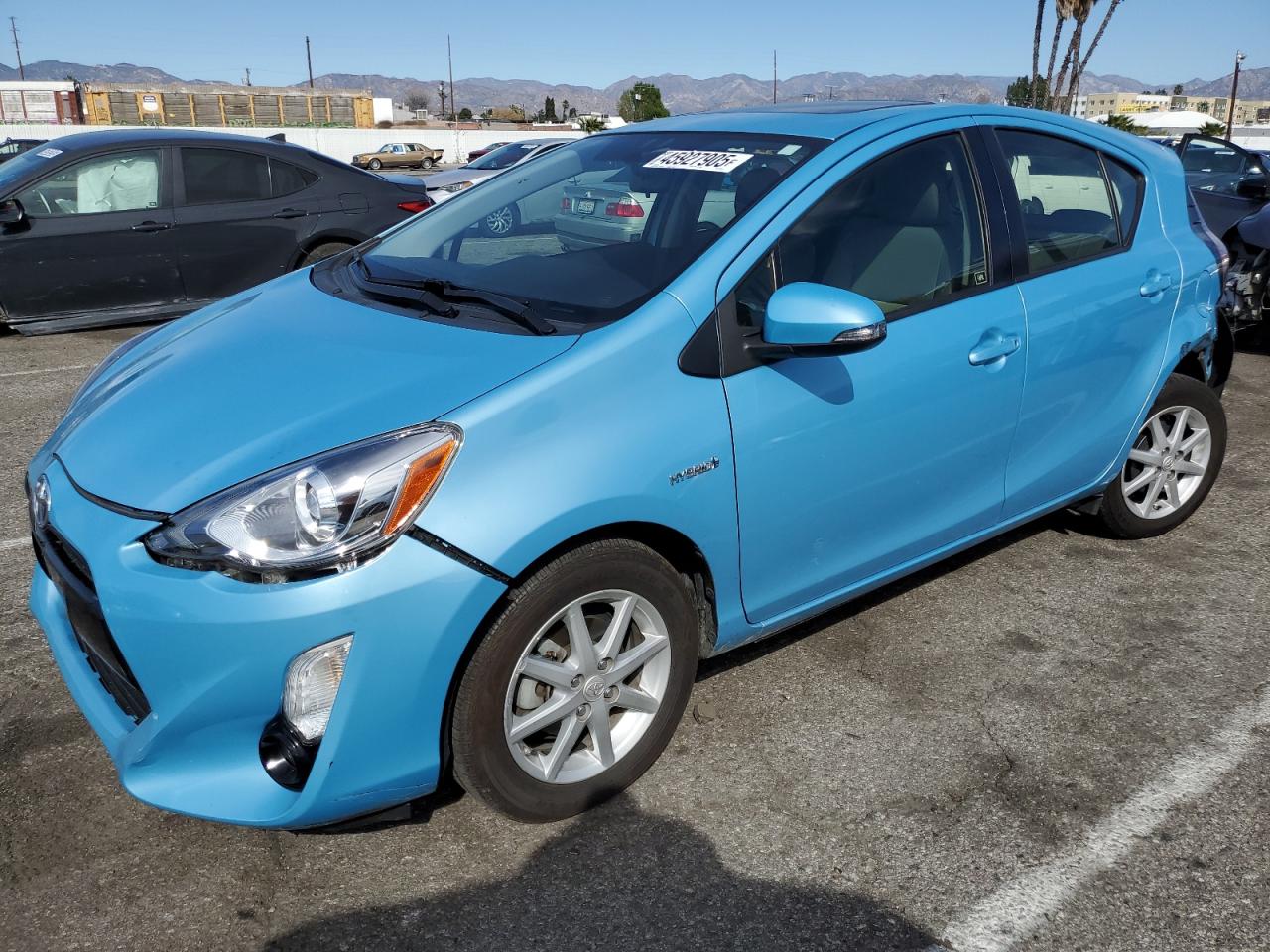 TOYOTA PRIUS C 2015