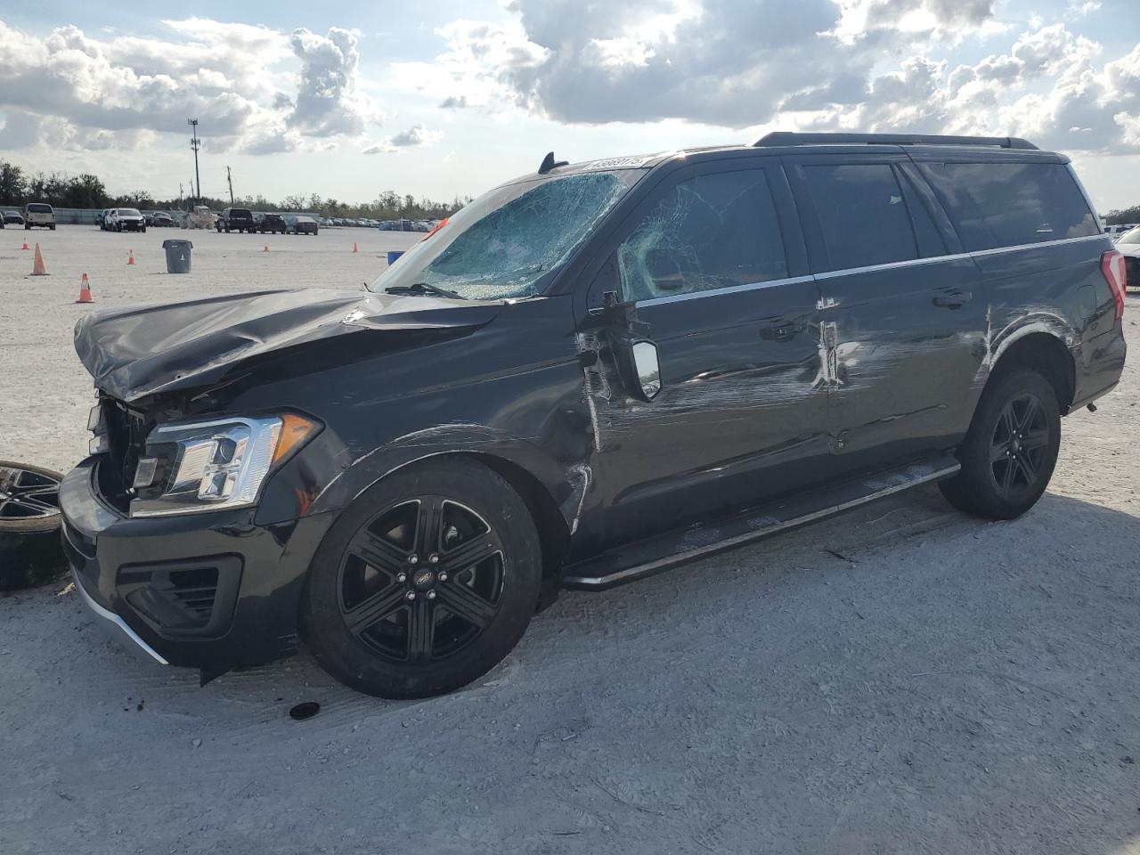 FORD EXPEDITION 2021