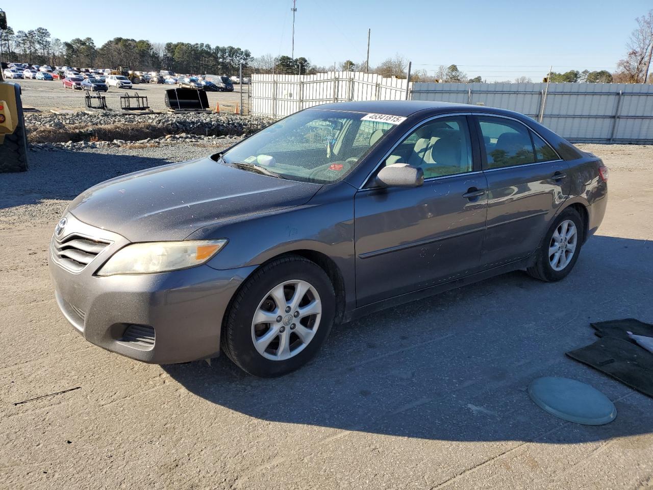 TOYOTA CAMRY BASE 2011