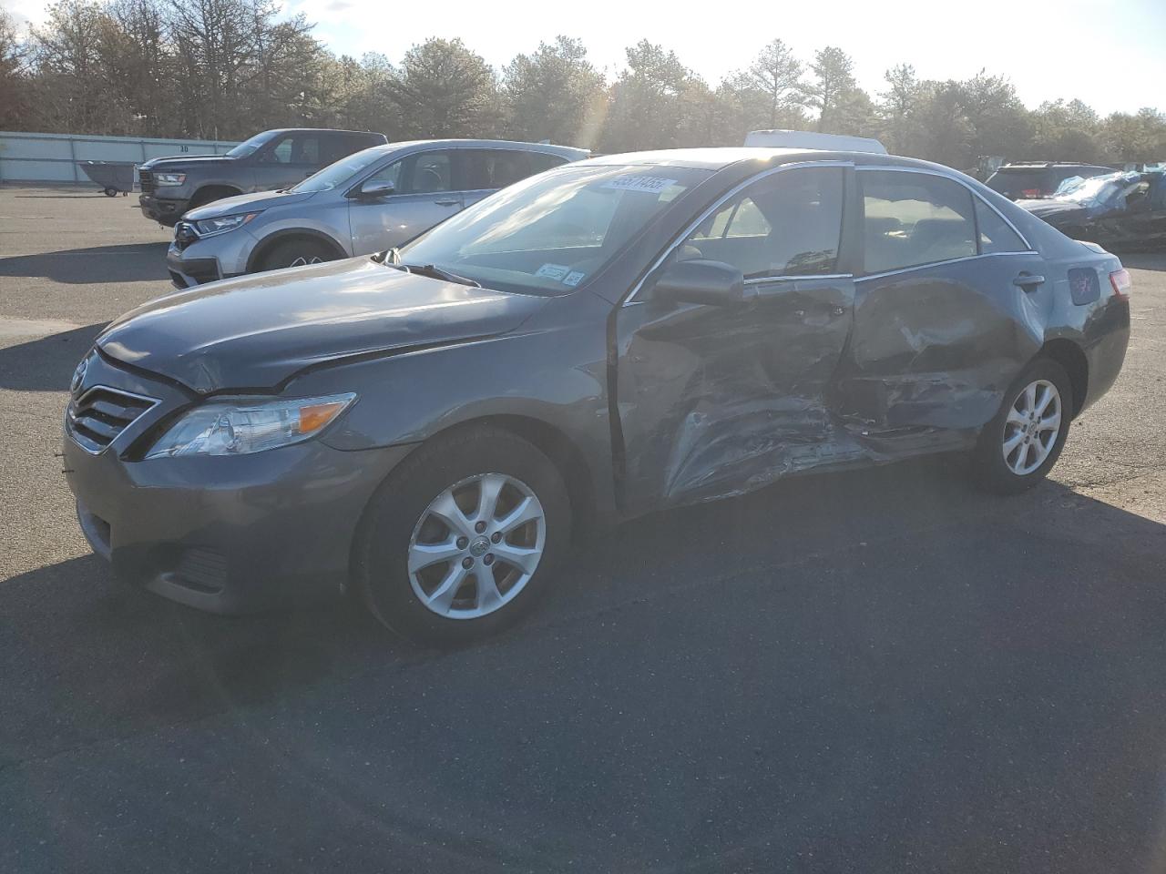 TOYOTA CAMRY 2011