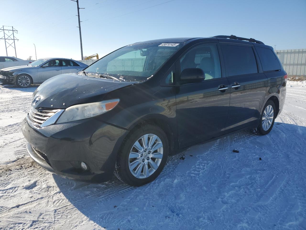 TOYOTA SIENNA XLE 2011